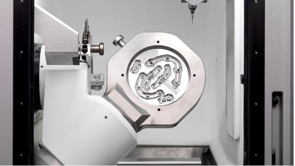 Blank Holder Metal Matron